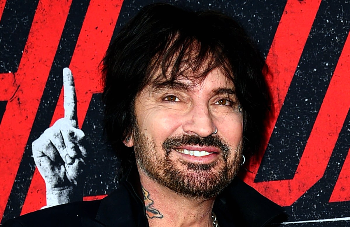 Motley Crue S Tommy Lee Gets New Face Tattoos W Photos